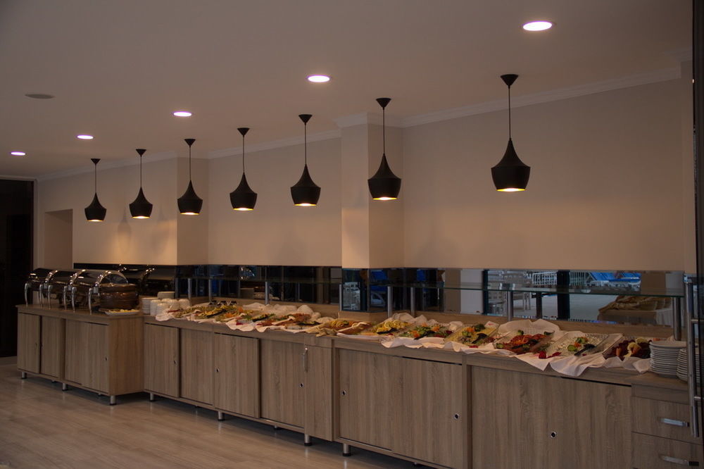 Remer Hotel Fethiye Esterno foto